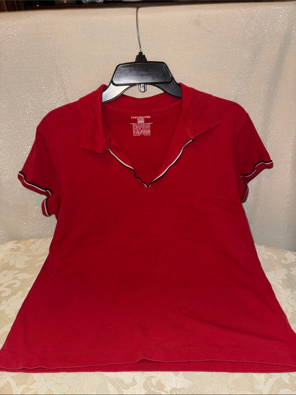 Jones New York Red Polo-Style Short Sleeve Top with Contrast Trim